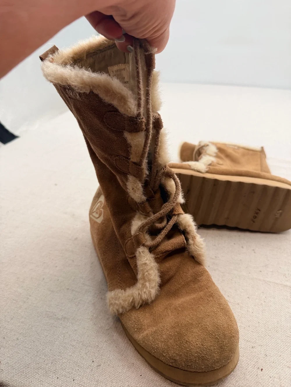 Roxy Women's Tan Suede Shearling Lace-Up Winter Boots